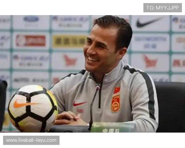 卡纳瓦罗：意大利足坛传奇再获关注