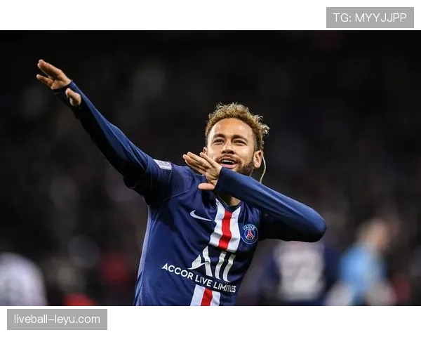 巴西队华丽球风再现，技术流打法成世界杯夺冠热门