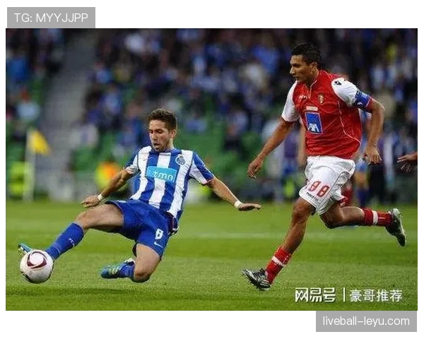 布拉加本赛季联赛排名走势清晰,目前位居积分榜前列 布拉加本赛季联赛排名走势清晰,目前位居积分榜前列