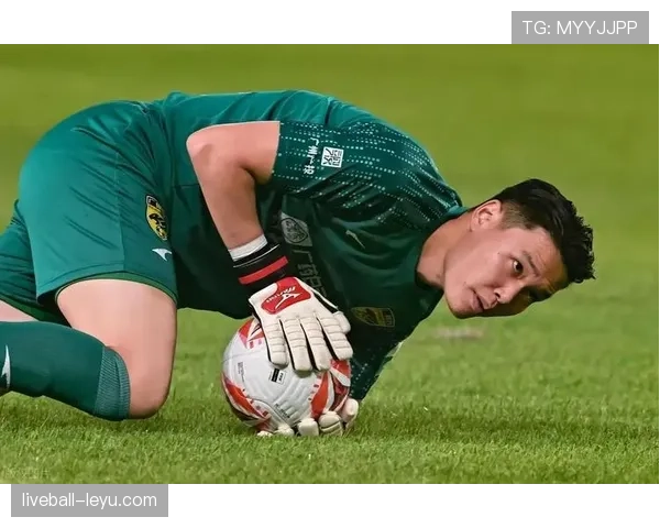 主力稳如泰山，替补却快撑不住了？申花深度真够用吗